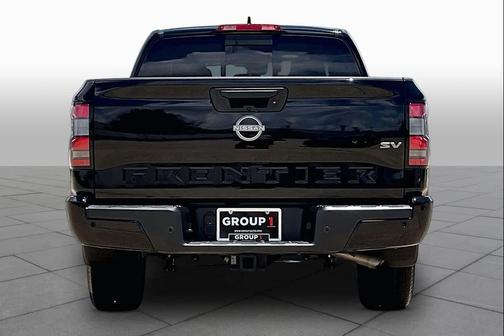 Super Black 2024 Nissan Frontier SV