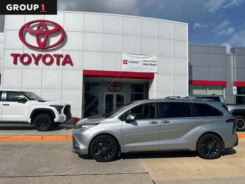 2022 Toyota Sienna Limited