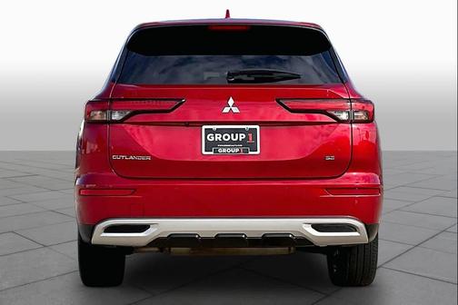 Red Diamond 2024 Mitsubishi Outlander SE 2.5 2WD