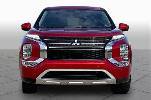 Red Diamond 2024 Mitsubishi Outlander SE 2.5 2WD