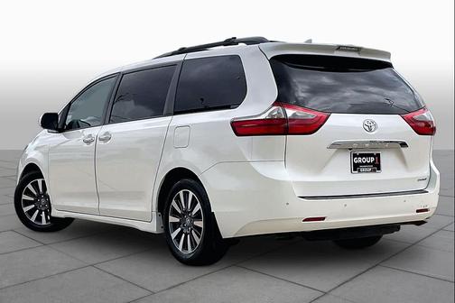 Blizzard Pearl 2020 Toyota Sienna Limited