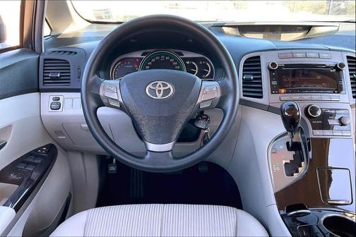 2010 Toyota Venza Base