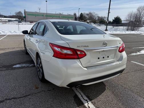 2016 Nissan Altima 2.5 SV