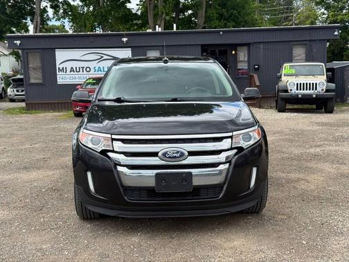 Tuxedo Black Metallic 2013 Ford Edge Limited