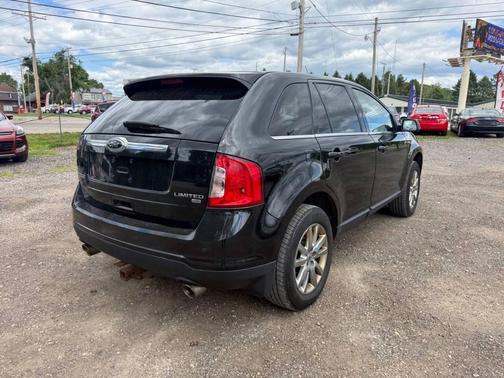Tuxedo Black Metallic 2013 Ford Edge Limited