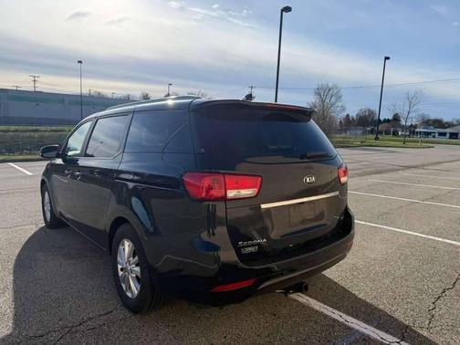 2016 Kia Sedona LX