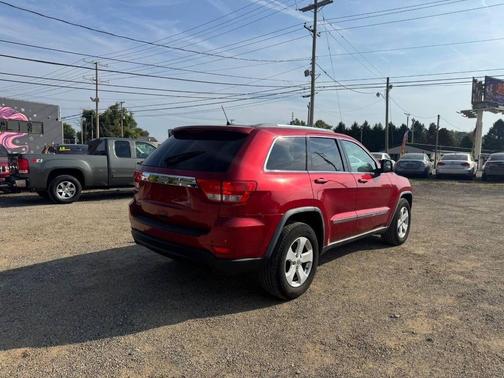 2011 Jeep Grand Cherokee Laredo