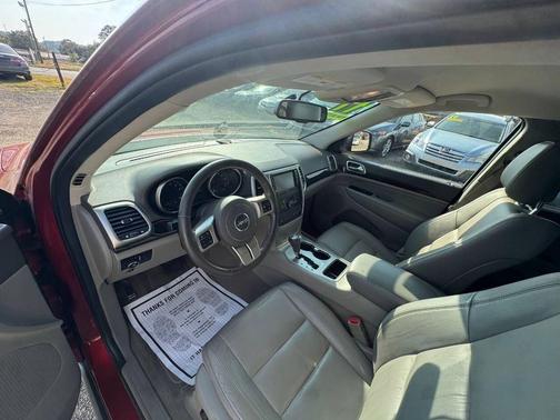 2011 Jeep Grand Cherokee Laredo