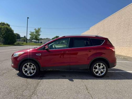 Ruby Red Metallic Tinted Clearcoat 2016 Ford Escape Titanium