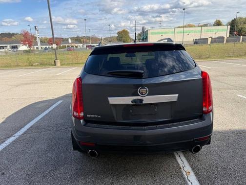 2011 Cadillac SRX Luxury Collection