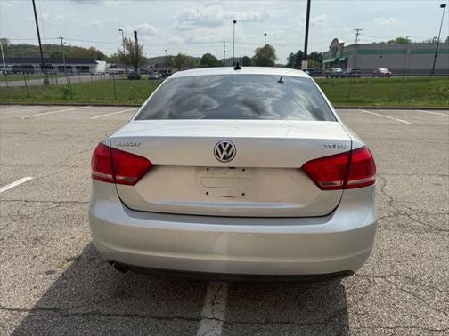 2014 Volkswagen Passat 1.8T Auto SE