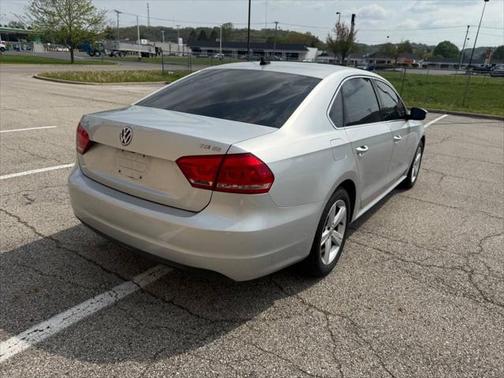 2014 Volkswagen Passat 1.8T Auto SE