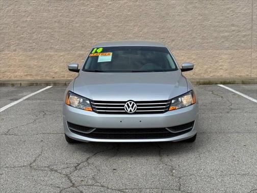 2014 Volkswagen Passat 1.8T Auto SE