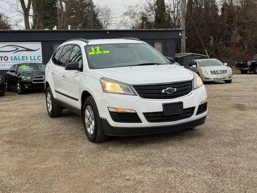 2017 Chevrolet Traverse LS