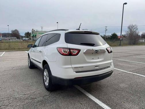2017 Chevrolet Traverse LS