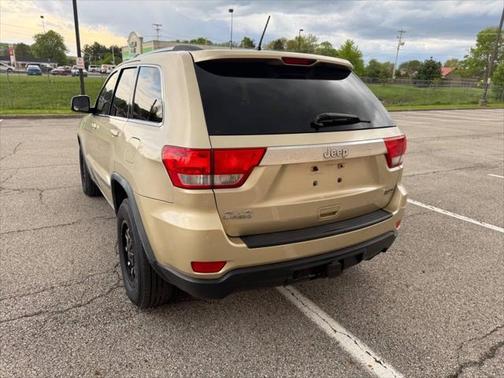 2011 Jeep Grand Cherokee Laredo