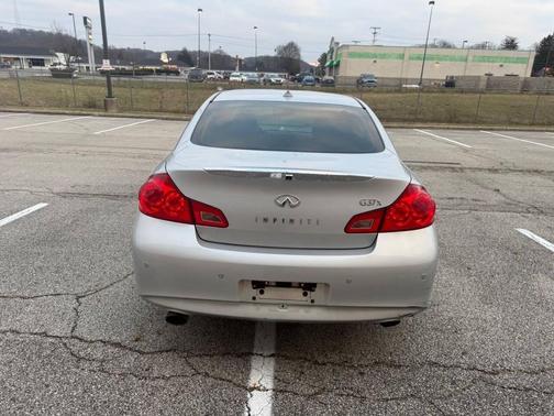 2013 INFINITI G37x Base