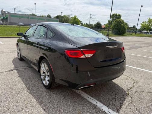 Black Clearcoat 2015 Chrysler 200 S