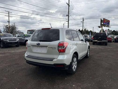 2014 Subaru Forester 2.5i