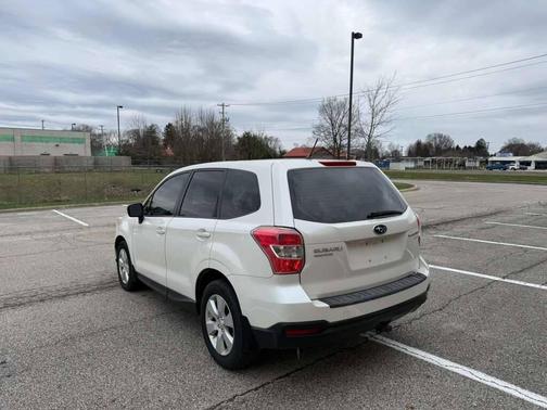 2014 Subaru Forester 2.5i