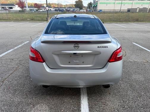 2011 Nissan Maxima SV