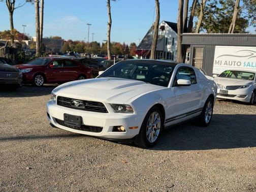 2010 Ford Mustang Premium