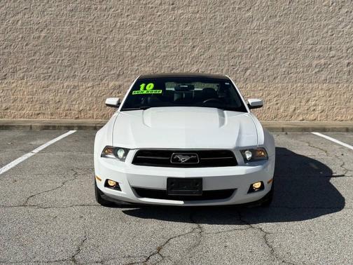 2010 Ford Mustang Premium