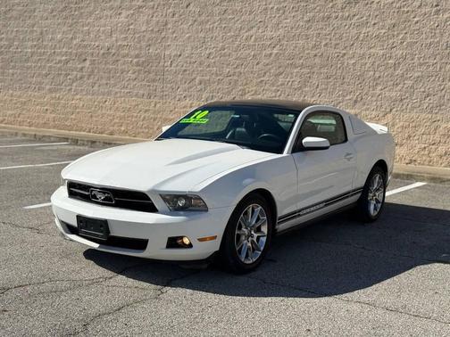 2010 Ford Mustang Premium