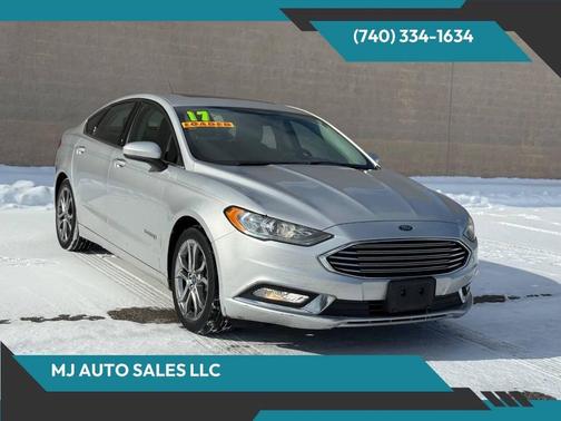 2017 Ford Fusion Hybrid SE
