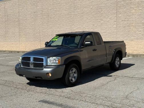 Mineral Gray Metallic Clearcoat 2007 Dodge Dakota SLT Club Cab