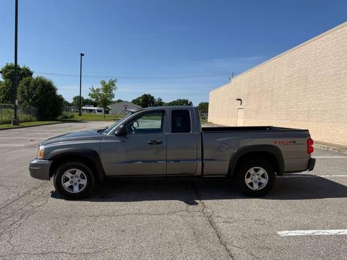Mineral Gray Metallic Clearcoat 2007 Dodge Dakota SLT Club Cab