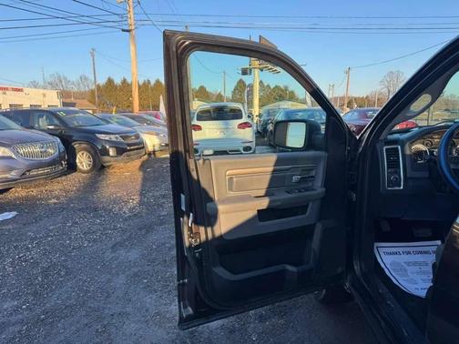 2017 RAM 1500 Big Horn