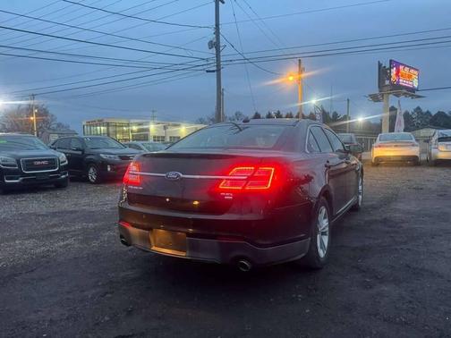 2013 Ford Taurus SEL