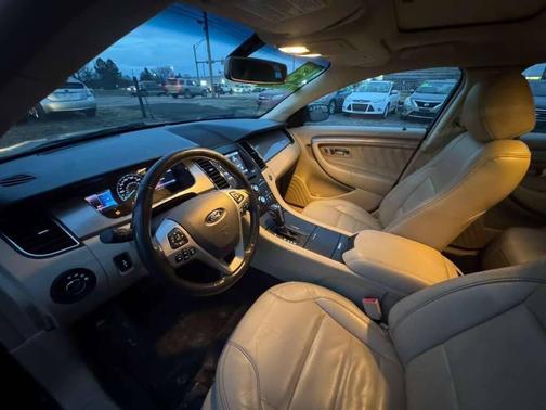 2013 Ford Taurus SEL