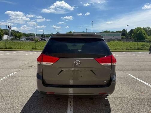 Cypress Pearl 2012 Toyota Sienna LE