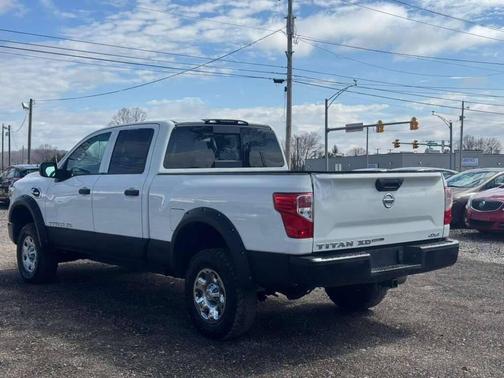 2017 Nissan Titan XD S