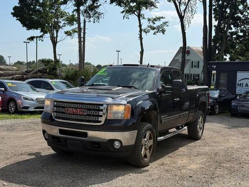 Onyx Black 2013 GMC Sierra 2500 SLE