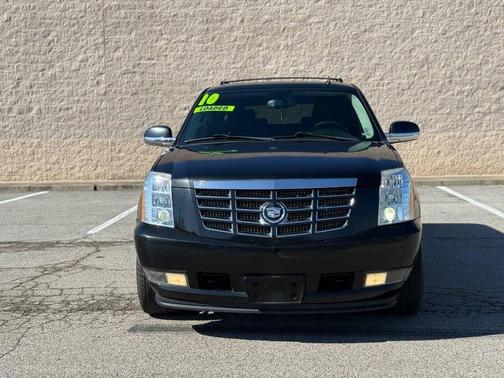 2010 Cadillac Escalade Luxury