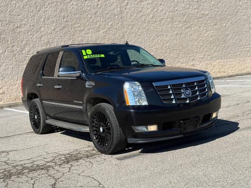 2010 Cadillac Escalade Luxury