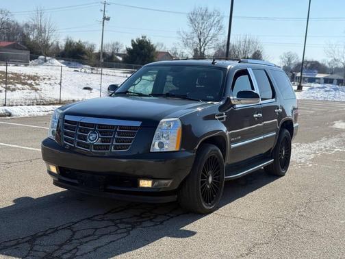 2010 Cadillac Escalade Luxury