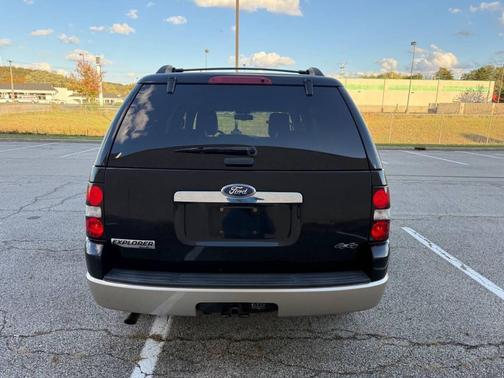 2010 Ford Explorer Eddie Bauer