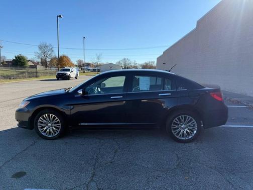 2012 Chrysler 200 Limited