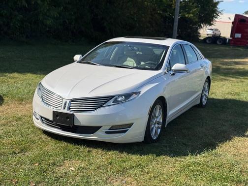 2016 Lincoln MKZ Base
