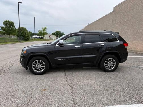 Brilliant Black Crystal Pearlcoat 2015 Jeep Grand Cherokee Limited