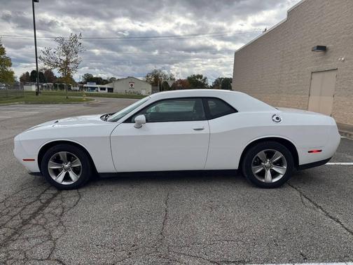 2015 Dodge Challenger SXT