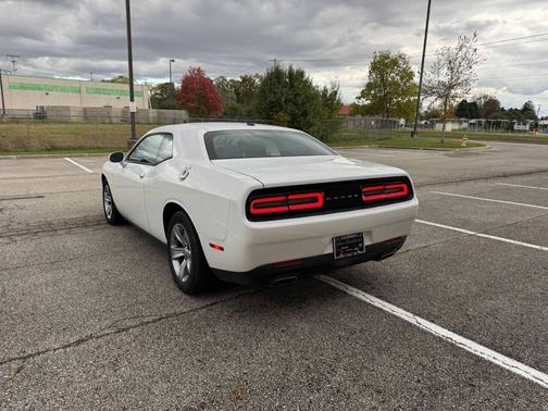 2015 Dodge Challenger SXT