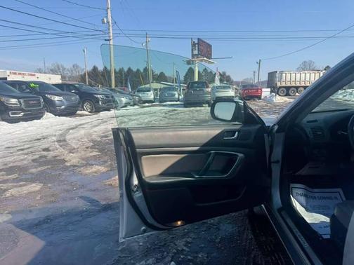 2005 Subaru Outback 2.5 XT