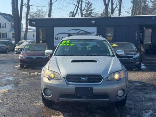 2005 Subaru Outback 2.5 XT