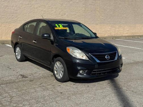 2012 Nissan Versa 1.6 S