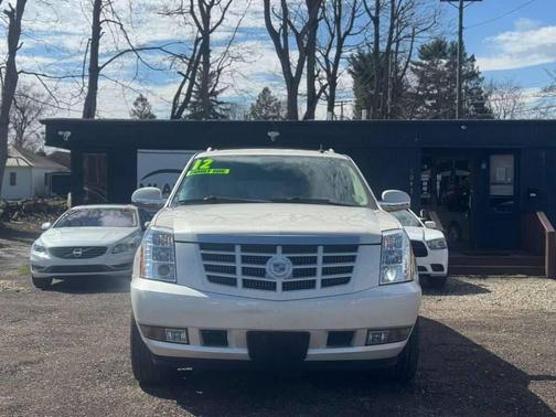 White Diamond Tricoat 2012 Cadillac Escalade ESV Luxury